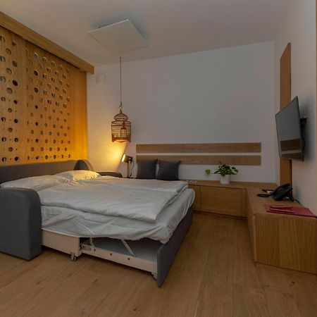 Apartma Jenkova Rezidenca Кран Екстериор снимка